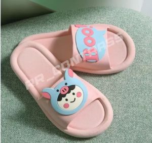 Slop WanitSandal a Press Motif Boo Terbaru