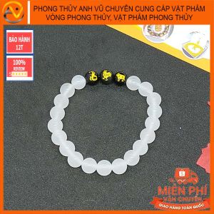 Vòng tay 12 con giáp tam hợp tỵ dậu sửu - chất liệu mã não trắng tự nhiên - size 8 10 ly cho người mệnh thủy mệnh kim - có khai quang điểm nhãn may mắn tài lộc - PHONG THỦY ANH VŨ
