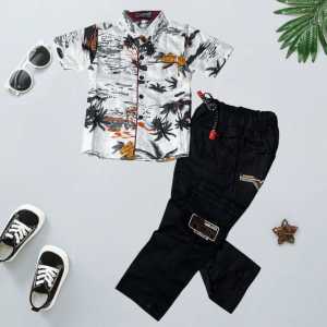 Stelan Celana Katun Cargo Hitam Anak Laki-laki Kemeja Pendek Banyak Pilihan Model Usia 1-12 Tahun