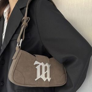 CRNGW เครื่องหนังแท้ กระเป๋าสะพายไหล่แบบสั้น ตัวอักษรสำหรับเด็ก ชามัวร์ กระเป๋าโท้ทสำหรับทำงาน สไตล์เกาหลีแบบ รูปพระจันทร์ครึ่งเสี้ยว กระเป๋าใส่เครื่องสำอาง สำหรับผู้หญิง