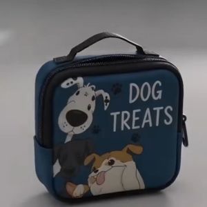 Portable Dog Snack Bag with Transparent Window and Zipper Clip-on Training Snack Bag for Walking Outdoors and Daily Rewards