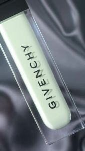 Kem Che Khuyết Điểm Givenchy prisme libre skincaring corrector 11ML