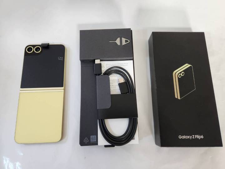 Samsung%20Z%20Flip5/6%20Ram8/12GB/Rom256/512GB%20(Used)%20%E0%B8%A1%E0%B8%B7%E0%B8%AD2%20-%20Image%207