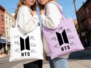 Túi vải in logo BTS theo yêu cầu túi vải K-Pop túi đeo vai có thể tái sử dụng món quà dành cho người hâm mộ BTS các sản phẩm liên quan đến Bangtan quà tặng cho người hâm mộ BTS.