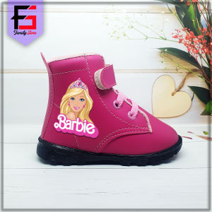 Sepatu Boots BARBIE Anak Perempuan Fashion Modis / Sepatu Boots Tali Perekat Anak Cewek Motif Barbie Girls / Sepatu Balita Boots Anak Wanita Motif Kartun Cantik /Sepatu Anak Barbie Lucu Trendy