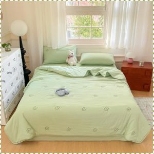 Quilt Cover Thin Quilt Summer Quilt Good Heat Dissipation Moisture Wicking Skin-friendly Fit