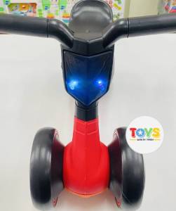 รถขาไถโมเดิร์น ขาไถเสริมพัฒนาการการ มีเสียงและไฟ สุดเท่ มี 4 สี