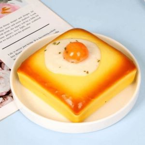 HEFEI 3D chân thực Đồ chơi bánh mì nướng trứng ốp la Tăng chậm Có thể giãn. Đồ chơi bóp mềm Sáng tạo Giảm lo âu Đồ chơi bóp giãn Quà tặng cho người lớn.