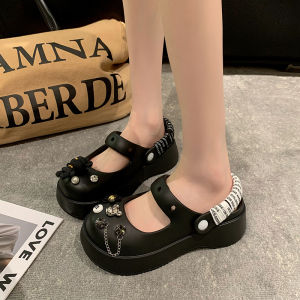 TKGirl พร้อมส่ง รองเท้าแตะแบบสวมแฟชั่น พื้นนิ่มสวมสบาย สีสวยสดใส น้ำหนักเบา ทรงเรียวน่ารัก ฟรีตัวติดการ์ตูนสุดเก๋ ราคาดีราคาโดน พิกัดในตะกร้าจ้าาา