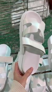 2025 Summer New Round-Toe Retro Fashion Simple Elastic Strap Slip-On Wedge Thick-Soled Beach Sandals