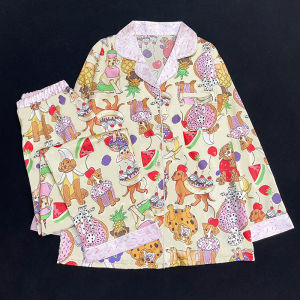 ส่งฟรี มาใหม่ ชุดนอนผ้าซาตินทาสน้องหมาทอง ไหมแพร คอปก ผ้าลื่น ใส่สบาย 2ชิ้น เสื้อแขนยาว+กางเกงขายาว ไซส์ใหญ่2ไซส์ สินค้าในไทย เก็บคูปองส่งฟรี