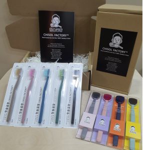 Chisol Factory Gift Box (Includes 5 colored toothbrush and 4 colored tongue cleaners) - Made in Korea