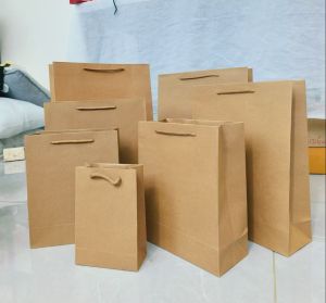 ZOEY ถุงกระดาษหูเชือก paper bag ถุงช้อปปิ้งหูหิ้ว ใส่ของขนาดใหญ่ รับน้ำหนักได้3-4โล ราคาถูก พร้อมส่งด่วน