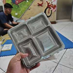 (50 pcs) MIKA 4 SEKAT BOX NASI 18x18 CM / MIKA SEKAT 4 TATAKAN NASI 18x18 / MIKA NASI 18x18 CM