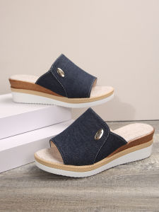 [Free Shipping] Large-Size Open-Toe Outdoor Sandals With Thick Soles And A Wedge Heel A New Summer Style Lightweight WomenS Shoes