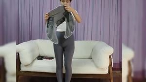 2026 Upgraded Portable USB Heating Pad with Auto-Off Timers Electric Heating Pad with 3 Heat Levels Plus 3 Massage Modes (A)