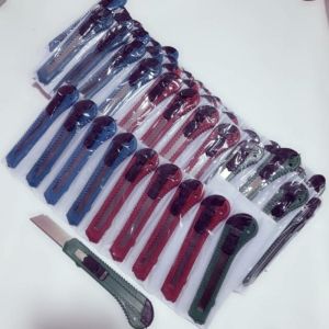 Cutter Warna Biasa 12 Pcs