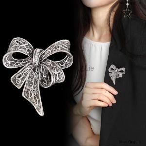 [COD] Man YingLie Fashion Simple Vintage Bowknot Brooches For Women Clothing Coat Corsage Accessries Gifts