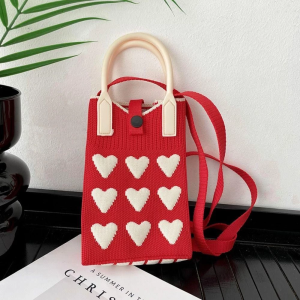 Heart Knitted Mini Square Handbag Cute Mobile Phone Shoulder Bag Girls Outdoor Crossbody Bag