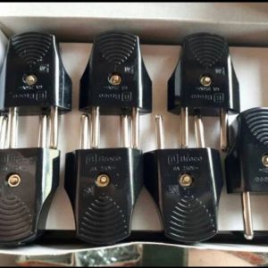 Steker Colokan Broco Gepeng 1 Pak Isi 24 Pcs Hitam