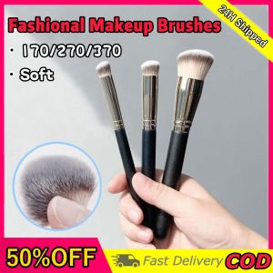 170 270 370 Fashional Makeup Brushes Classic Foundation Soft Smooth Makeup Brushes Angled Round