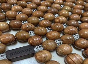 Chiếu Hạt Gỗ Hương Đá Mộc Kích Thước 16mx2m hạt 1.6cm - Mian.vn ( video  hình thật )