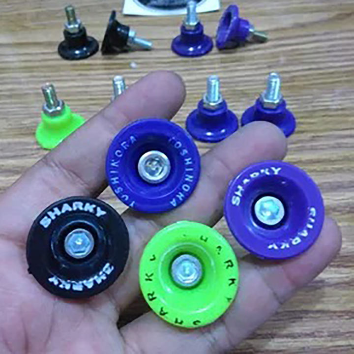 Hol va quruq mushuklarning porno fotosuratlari