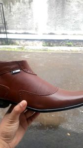 SEPATU KULIT ZIPPER TERBARU PANTOFEL PORMAL KANTOR KONDANGAN KERJA PRIA