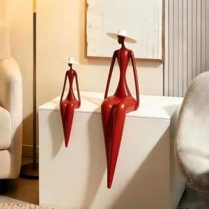 Sacesr Creative Miniatures Modern Simple Character Miniatures Wearing Hat Sitting Posture Figurines Entrance Hall Study Decoration 6B2Z9