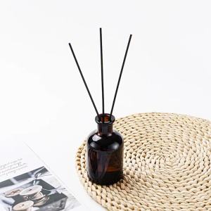 Flameless Aromatherapy Indoor Fragrance Ornament High-end Gardenia Scented Oil Five-star Hotel Room Bedroom Exclusive Fragrance