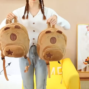 Beg Sandang Kapibara Berbulu Comel Kartun Kanak Kanak Perempuan Beg Sekolah Pelajar Mini Backpack Capybara Plush Bag Backpack Versatile Furry Bag Girls Student Small Backpack Boy 新款卡皮巴拉毛绒包水豚双肩包可爱百搭毛毛包女生卡通学生小背包 H089