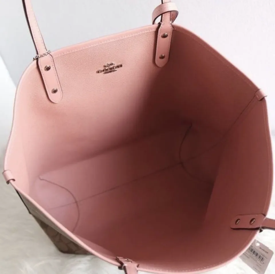 Coach Light Pink Leather Handbag ref.318131 - Joli Closet