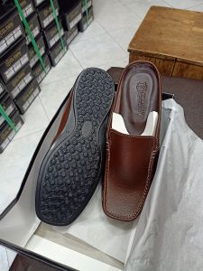 Sandal Bustong Full Kulit Sapi 100%: Solusi Nyaman & Elegan