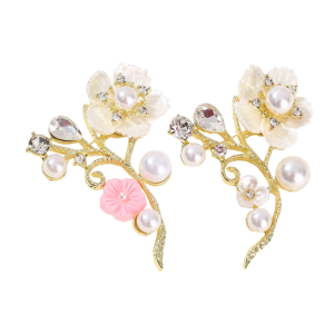 Elegant Rhinestoned Flower Brooch Pin Secure Clasp Lightweight Comfort For Evening Dress Formal Occasion