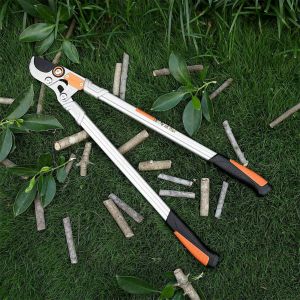 รรไกรตัดกิ่ง SK5 ยืดหดได้ ด้ามยาว ตัดกิ่งไม้สูง กรรไกรตัดกิ่ง ตัดกิ่งไม้  ปรับความยาว68-106cm  ใบมีดคม อุปกรณ์ทำสวน อุปก