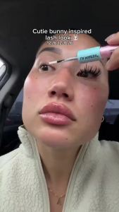 LA MAESII Lash Glue Bond and Seal 2 in 1 Lash Cluster Glue Waterproof 10ml Dries ClearLong Lasting 72H+ Latex FreeWaterproof Gentle FormulaStrong Hold Non Irritating