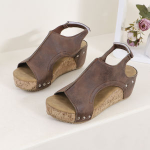 2025 New WomenS Wedge Heel Large Size Peep-Toe Thick-Soled Sandals Fashionable Studded Sandals