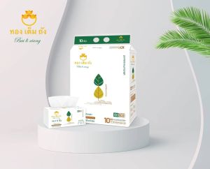 ทิชชู่ทองเต็มถังหนา5ชั้น ในหนึ่งแผ่น แผ่นเดียวเอาอยู่คุณภาพดีทำจากเยื่อไม้บริสุทธิ์ 1หิ้ว 10ห่อ ขนาดM