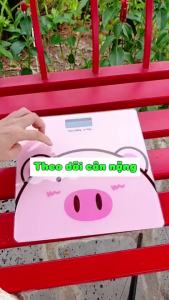 Cân Điện Tử Sức KhỏeHình Heo Hồng Gấu Dâu Dễ Thương Theo Dõi Cân Nặng Chính Xác Hiển Thị Pin Nhiệt Độ Bảo Hành 1 Năm