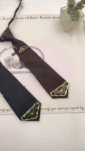 Elegant Triangular Charm Necktie for Women Men Preppy Student Pre Tied Adjustable Ties for Uniform School Shirt Necktie