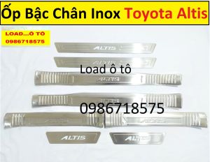 Ốp Bậc Chân Xe Toyota Altis 2023-2018 Trong Ngoài Mẫu Inox Cao Cấp