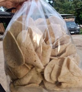 ข้าวเกรียบบางนรา ทอดกรอบ  ขนาด 500g  ถุงเล็กเเละถุงใหญ่ พร้อมน้ำจิ้ม สินค้าราคาประหยัด หุ้มกันกระเเทก