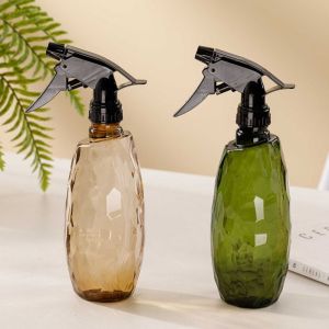 STVML Adjustable Nozzle Portable Watering Can Safety High-pressure Plastic Water Sprays Bottle Simple Watertight Pressure Sprayer Bottle Gardening Watering