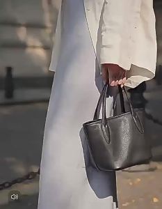 Qiu Zhi vegetable-tanned leather large-capacity tote bag stylish and versatile suitable for commuting genuine leather bucket bag for women
