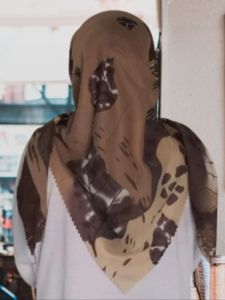 Kerudung Segi Empat Warna Mocca | Hijab Motif | Voal Motif | Segi Empat