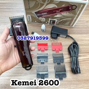 Kemei Tông Đơ Cắt Tóc Cao Cấp Kemei 2600 Chất Liệu Thép Titanium Siêu Bén Không Gây Trầy Xước Kèm Bộ Lưỡi Gá Thép 1.5+4.5mm Màu Đỏ Đậm Tông Đơ Cắt Tóc Chuyên Nghiệp