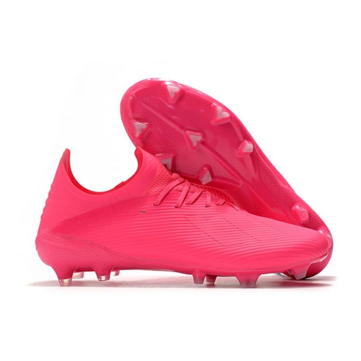 Foto sepatu 2024 adidas warna pink