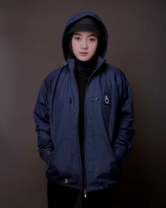Jaket Parasut Wanita Distro Model Terbaru 2024