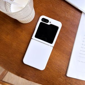 Colorful Matte Liquid Silicone Soft Case For Samsung Galaxy Z Flip 6 5 ZFlip6 ZFlip5 Skin Friendly Folding Shockproof Cover Capa