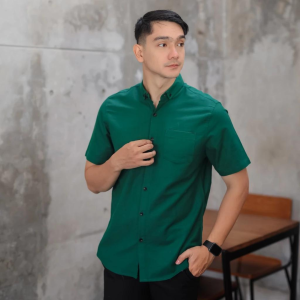 Kemeja katun pria polos lengan pendek jumbo formal hem cowok baju  slimfit casual ukuran M L XL XXL XXXL warna merah marun maroon hitam putih hijau navy